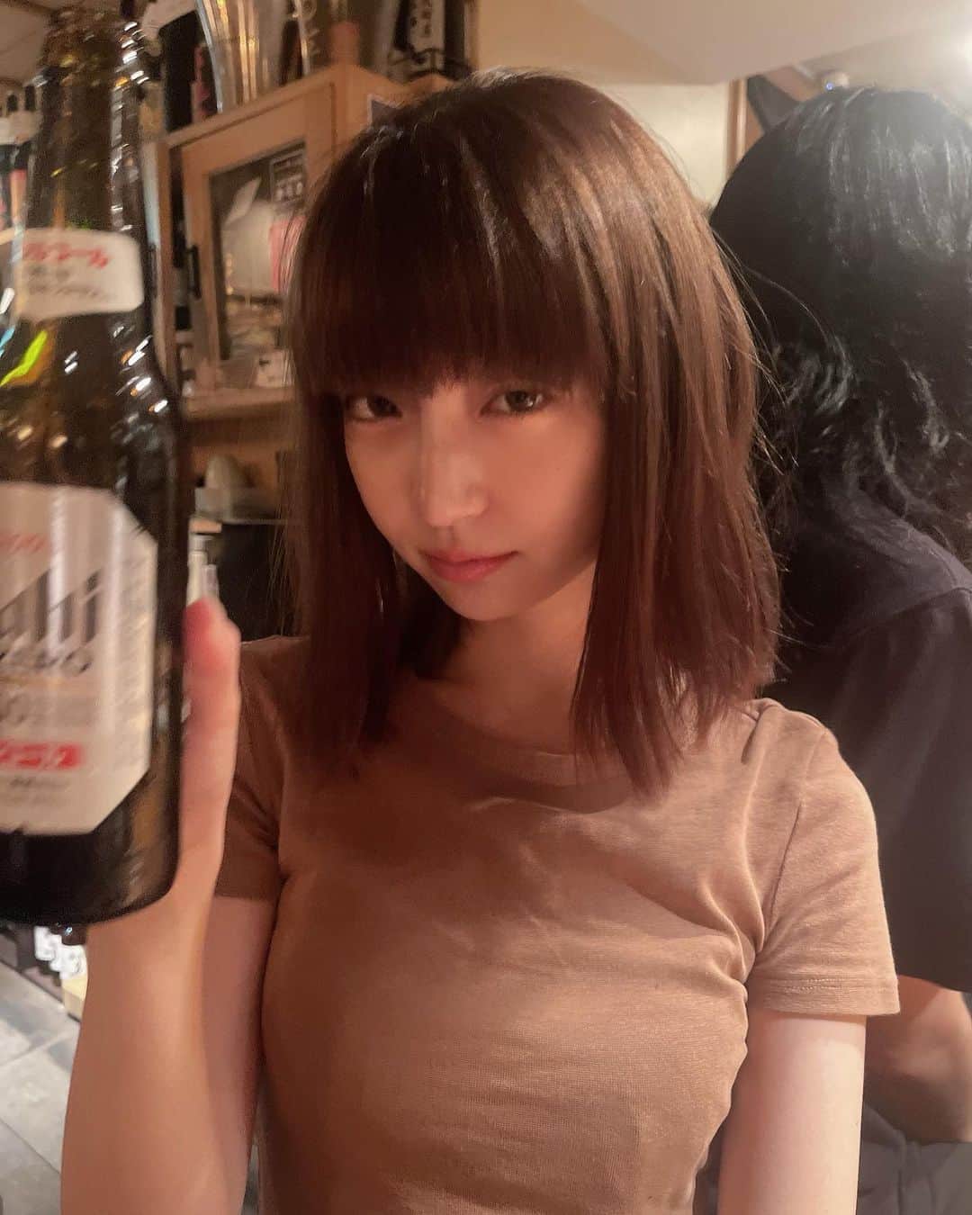 荻野由佳のインスタグラム：「夏といえば！！！！！🍻😆  8月だー！」