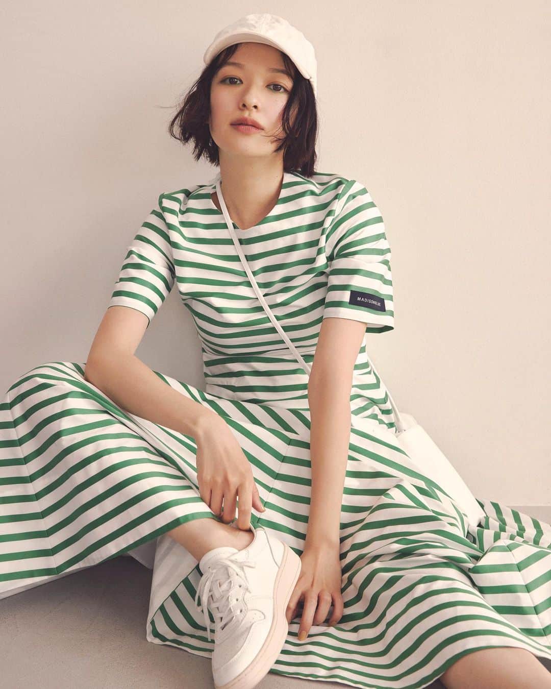 森絵梨佳のインスタグラム：「@baila_magazine 8.9月号⛲️  @otsuka_misuzu  @rei_fukuoka  @katokasu」