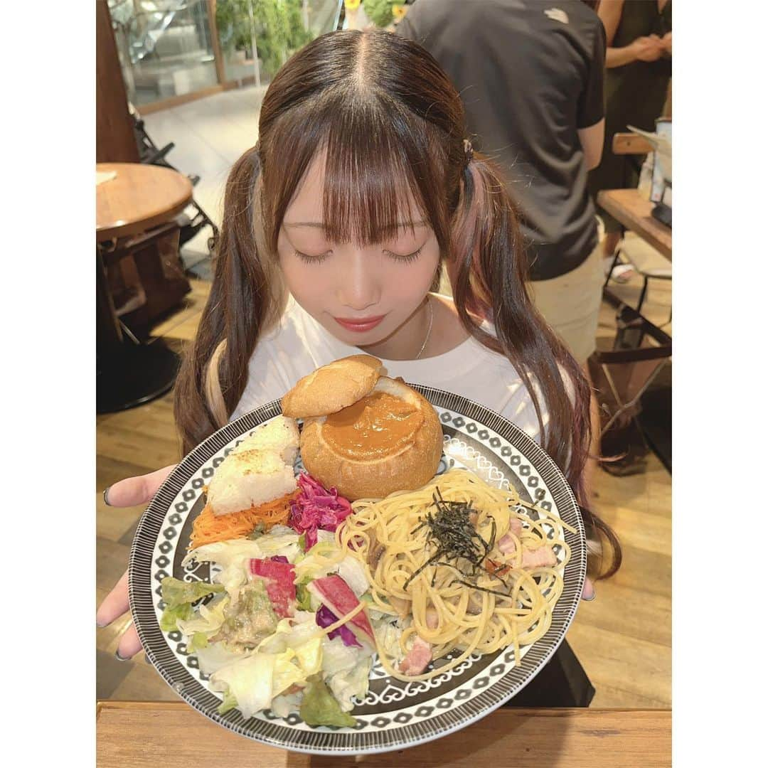 みーみさんのインスタグラム写真 - (みーみInstagram)「8月になっちゃった〜」8月1日 16時35分 - mi__mi0311