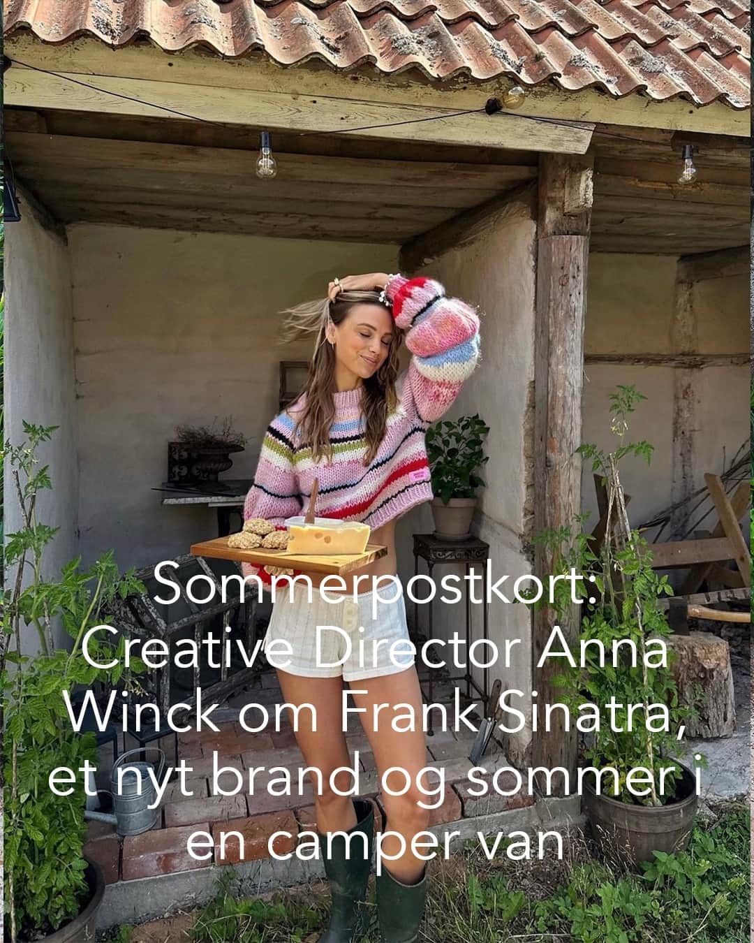 のインスタグラム：「For Creative Director @annawinck betyder en rigtig sommer familie, venner, jordbær og Aperol Spritz - og så har hun et ferietip mange kunne lære noget af. ⁠Læs Annas ferietips via link i bio.   Foto: Privat」