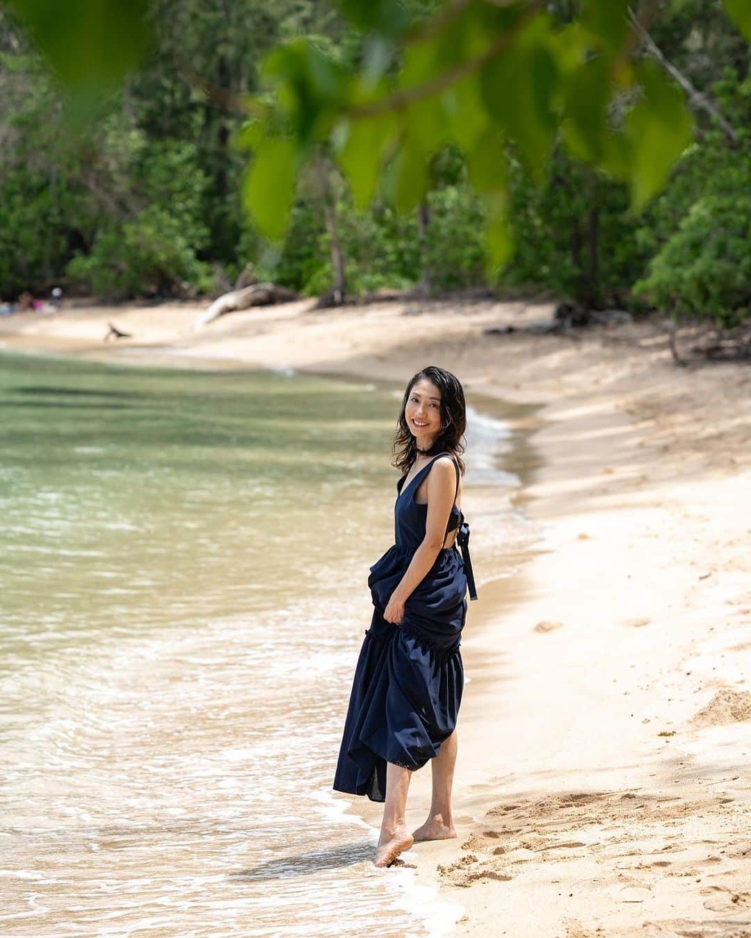 中川愛海さんのインスタグラム写真 - (中川愛海Instagram)「今日から少しずつ🌺 Hawaiiで撮っていただいた写真をUPしてきます！ photo by uchida  @uhisac  @proportraithawaii  @ami_nakagawa_amyuran  #中川愛海 #一日一回カンパイ #hawaii #hawaiilife #hawaiiportraitphotographer #hawaiiphotography #ハワイポートレート #ハワイポートレート撮影 #hawaiiportrait #hawaiilife #hawaiiinstagram」8月1日 17時46分 - ami_nakagawa_