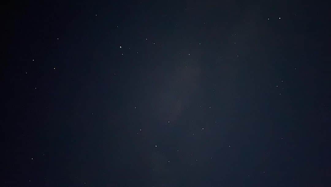 金田久美子さんのインスタグラム写真 - (金田久美子Instagram)「マウナケアの星空観測へ。 写真にはあまり写らないけど実際はもっと星⭐️がたくさんで、流れ星も見えました✨ #マウナケア星空 #ハワイ島」8月1日 17時47分 - kumiko_kaneda