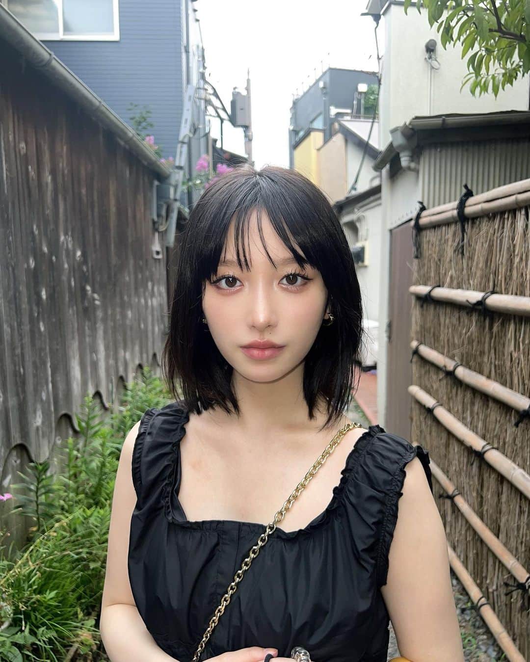 吉田凜音のインスタグラム：「3枚目なんか言ってるわ」