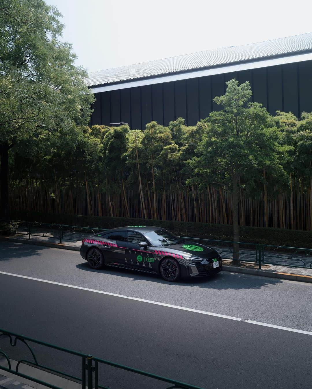 山口功貴さんのインスタグラム写真 - (山口功貴Instagram)「A drive in the RS Etron GT for #AudiFCBTour 🏁 Just a week of attending events, watching the games and driving through my city✨  #tokyo #fcbayern #audietron  #audi  #electricvehicle  #carphotography」8月1日 18時05分 - kohki