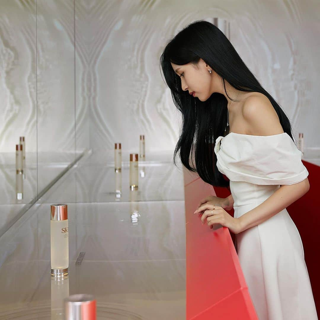 SK-II's Official Instagramさんのインスタグラム写真 - (SK-II's Official InstagramInstagram)「With the secret key in hand, Mina (@mina_sr_my) stopped by and unlocked the secrets to Crystal Clear Skin. ✨  #SKIITheSecretKey #SKIISECRETKEYHOUSE #MinaxSKII」8月1日 18時09分 - skii