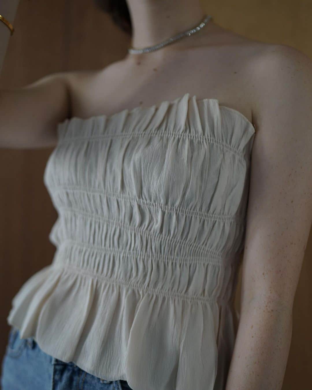 仲村美香さんのインスタグラム写真 - (仲村美香Instagram)「今日発売の新作ベアトップが 可愛過ぎて可愛過ぎて…🥲♡ フレアスカートと合わせると セットアップみたいにも 着用出来ました😍✨  このスカートもボリュームかなりあって 可愛いから是非チェックしてほしい🥹🫶 @marque_official」8月1日 18時20分 - mikapu0519