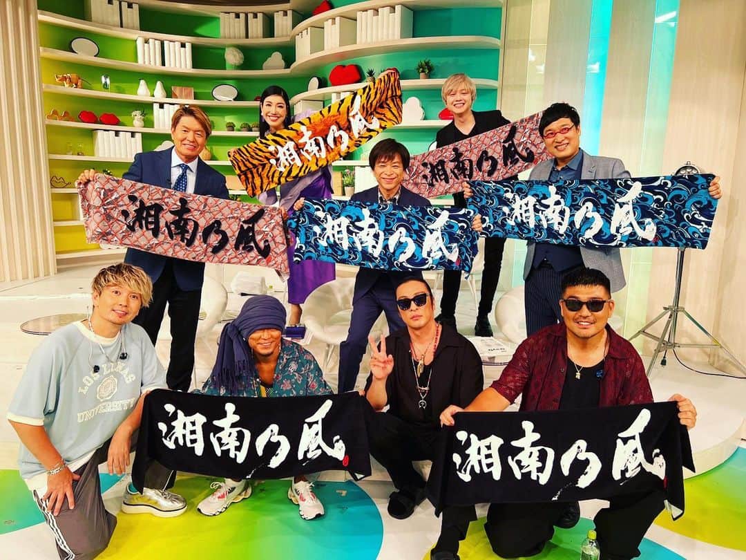 のインスタグラム：「Day Dayで歌わせていただきました😎 ありがとうございました‼️ 朝からライブ感てんこ盛りで楽しかったです👍 ヒロミさんまた遊んでください⛳️ #湘南乃風 #20周年 #dayday」