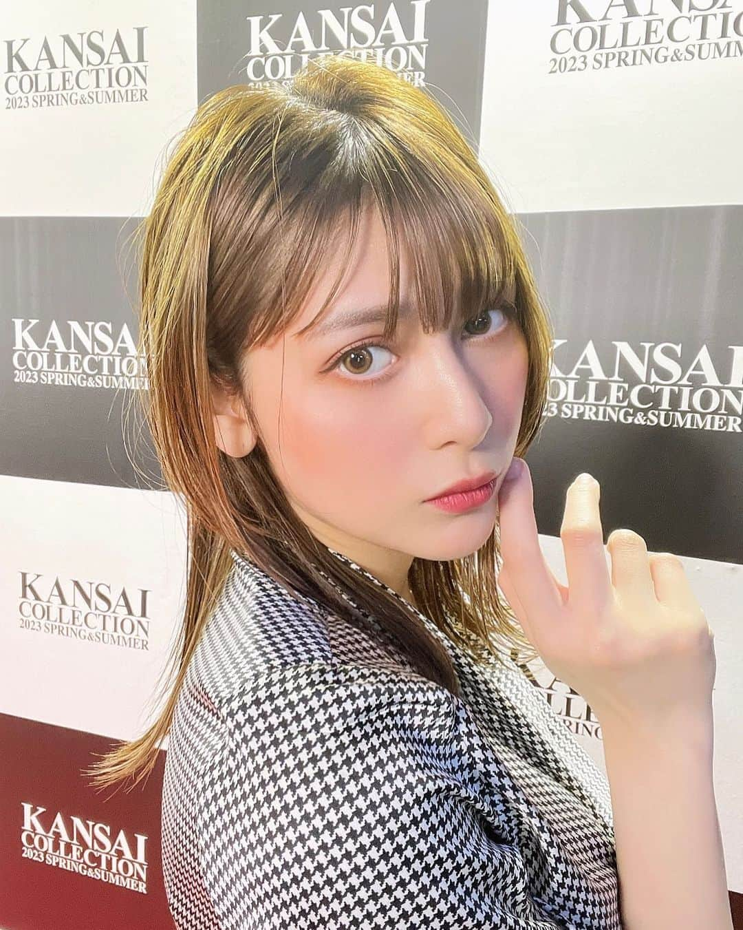 アンジェラ芽衣のインスタグラム：「8月6日の関西コレクション 楽しみだなー❤️ みんなにはやくあいたいっ  #関西コレクション #kansaicollection」