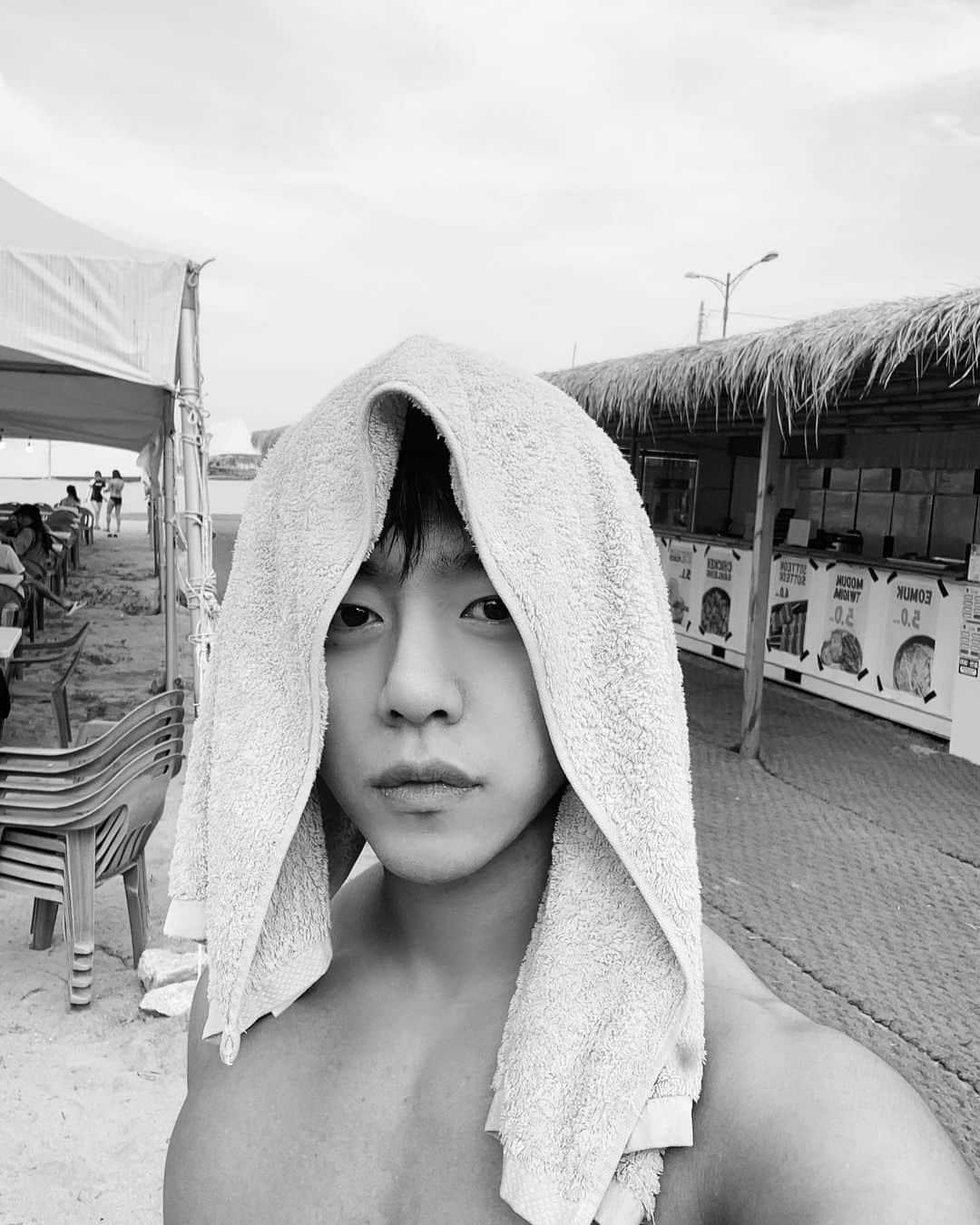 デヒョン さんのインスタグラム写真 - (デヒョン Instagram)「겨울을 기다리며,」8月1日 18時48分 - official_jdh