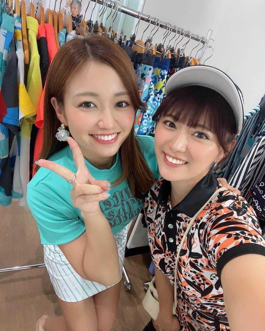 のインスタグラム：「@gorurun_ のイベントで鈴蘭ちゃんに会いに行ってきたよ🫶 たまたま打ち合わせ場所が近くて、終わる時間ギリギリだったんだけど間に合ってよかった😂  行ったら白女のコンペに来てくださっていた小山田さんもいて🤣✨ びっくりしたぁ😂 みんなで楽しい時間を過ごせました✨  初ゴルラン🩵 コンペも楽しみ〜😊❤️ .  #ゴルフ #ゴルフ女子 #ゴルフ男子 #スポーツ女子 # #golf #golfing #golfer #golfwear #ゴルフウェア #ゴルフコーデ #YouTube #골프 #골프여자 #高尔夫  #instagolf #ゴルフ好きな人と繋がりたい」