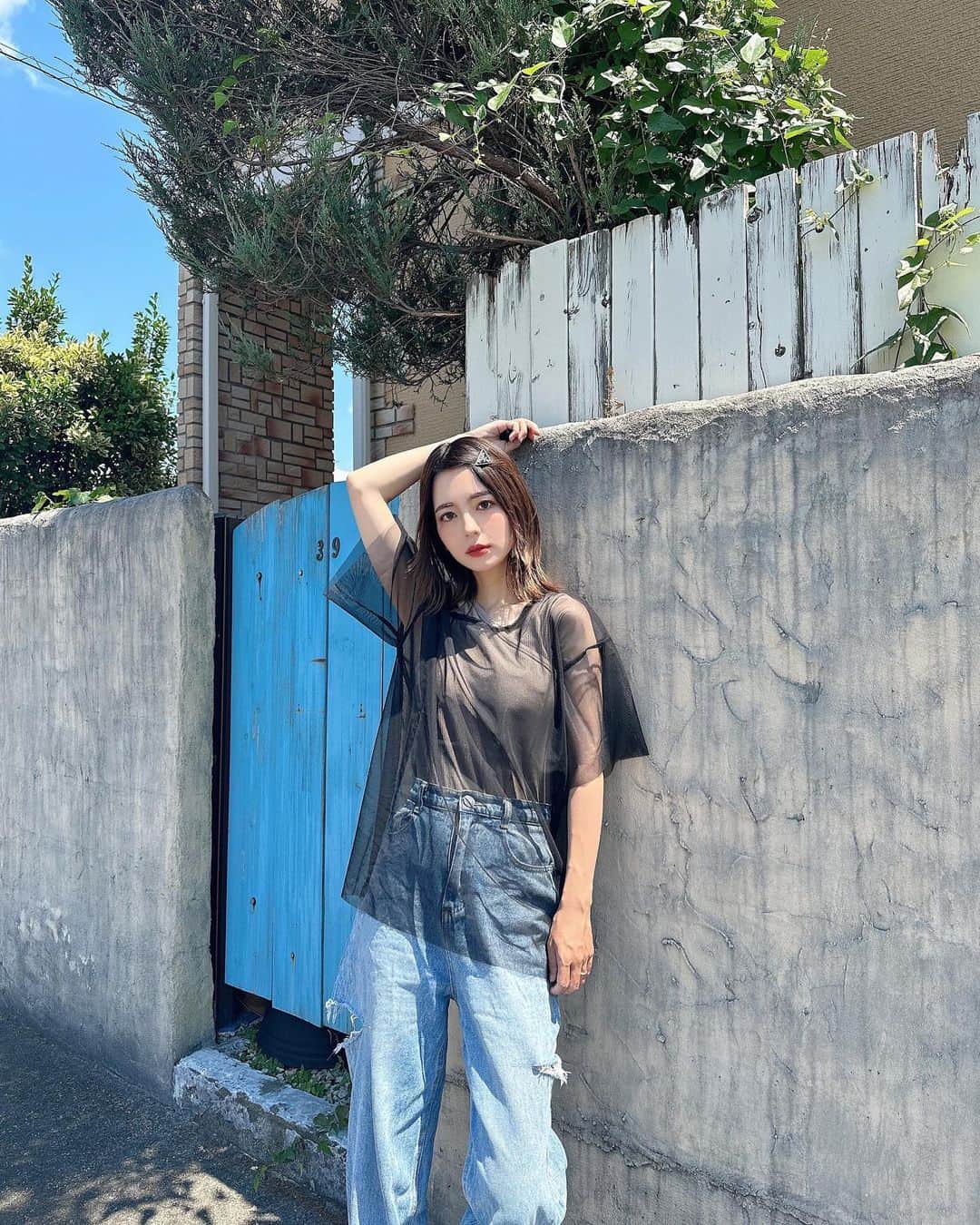 marikoのインスタグラム：「＊ . チュールT可愛い！ @grl_official   かき氷食べたい🍧笑  . ＊ #ootd#outfit#mari_code#fashion#grl#グレイル#ママコーデ」
