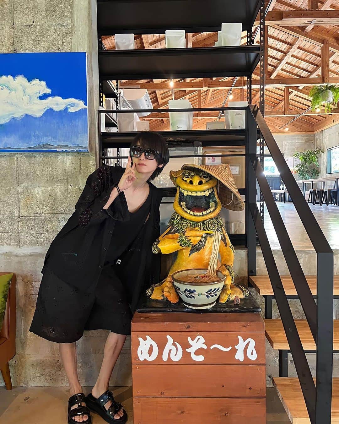 浩平のインスタグラム：「何もしない沖縄も良い🫠」