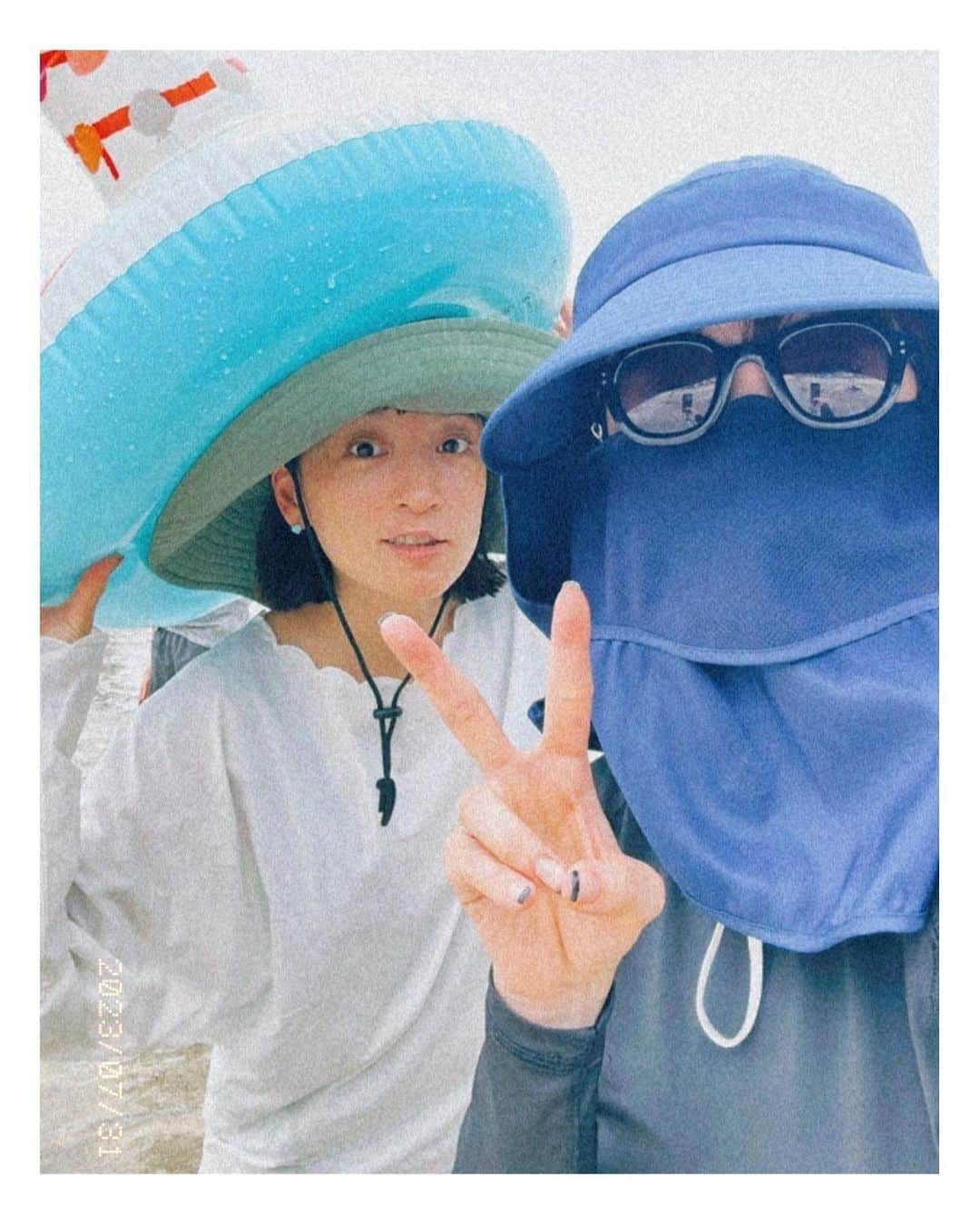 高山直子さんのインスタグラム写真 - (高山直子Instagram)「あぁ夏休み☀️ 1泊2日で2家族旅行🏖️ 久しぶりの海は超楽しくて娘も大喜び！ 最後のはPhoto by👧🏻  #夏の過ごし方」8月1日 20時04分 - nao_70koro