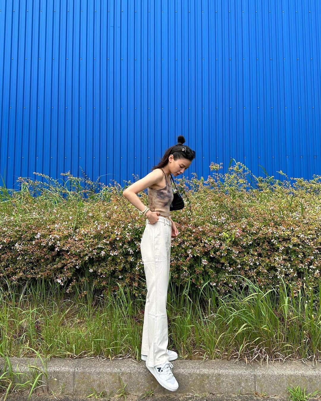 織田梨沙さんのインスタグラム写真 - (織田梨沙Instagram)「ななななな、なつ♪ 外は暑い、室内は寒い。本当に身体が忙しい。」8月1日 20時08分 - oda_lisa