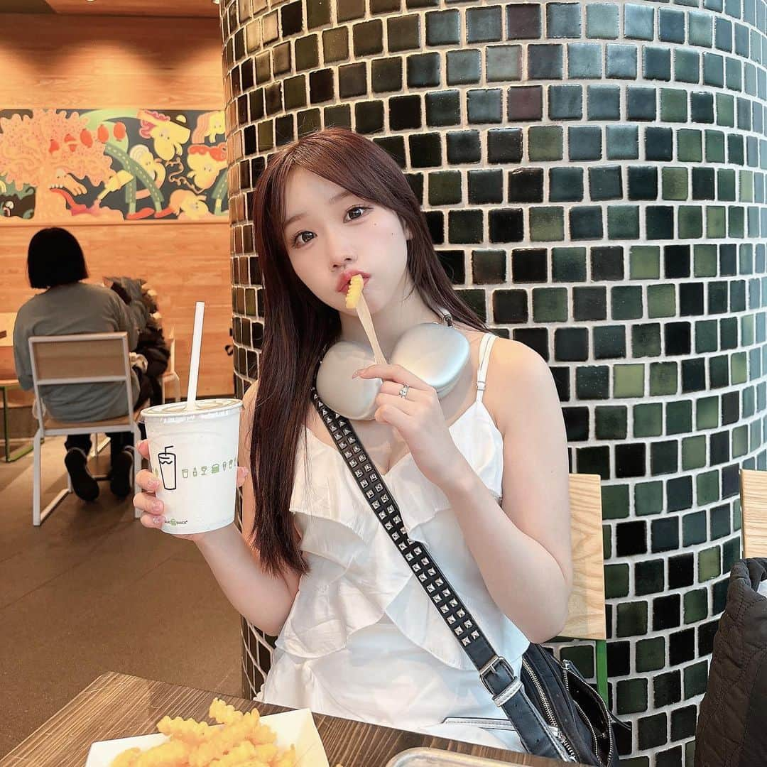 ののこさんのインスタグラム写真 - (ののこInstagram)「シェイクシャックのポテトすき🍟🥤！！！！」8月1日 21時09分 - nontaso2525