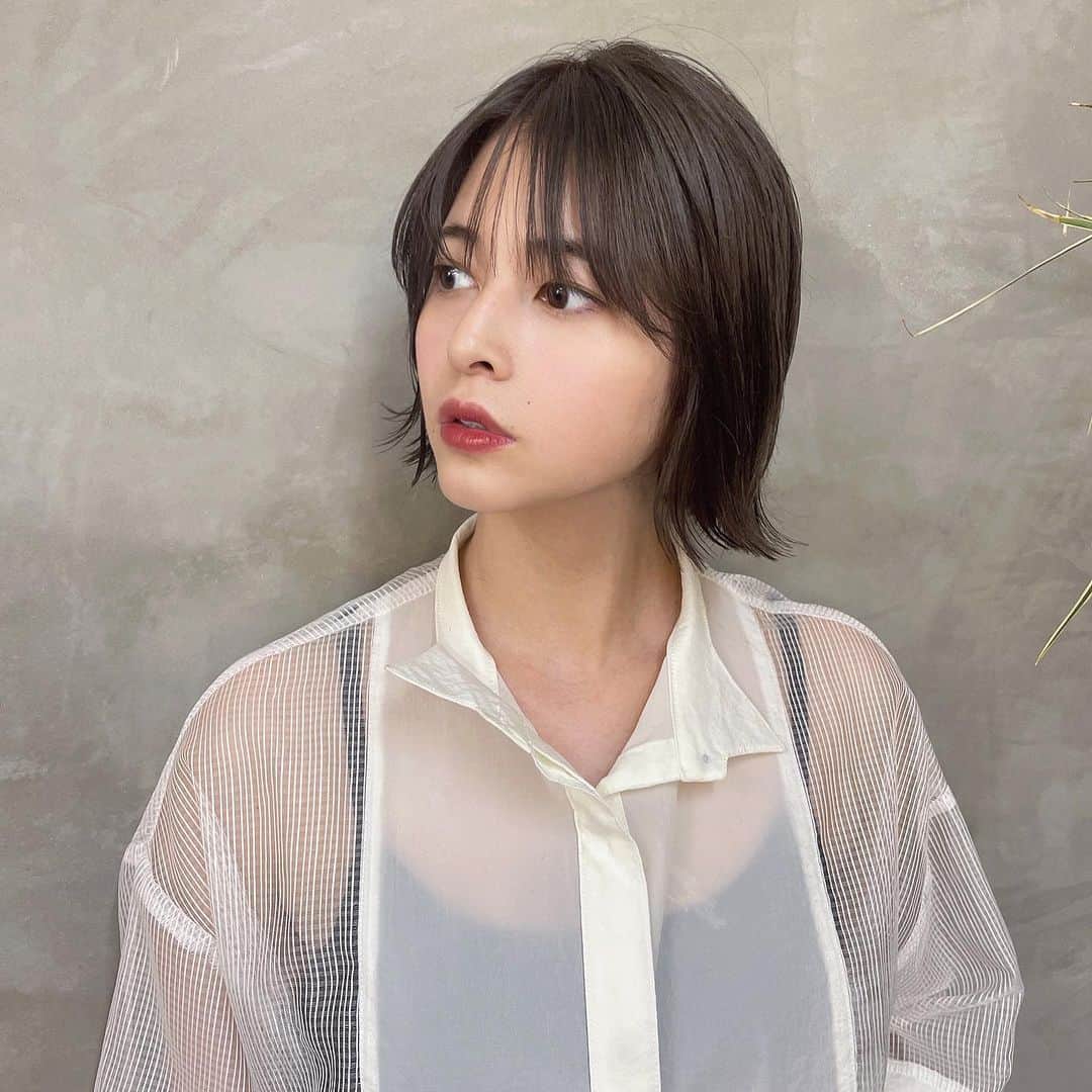 えなちぃのインスタグラム：「ショートボブにしましたよ💇‍♀️」
