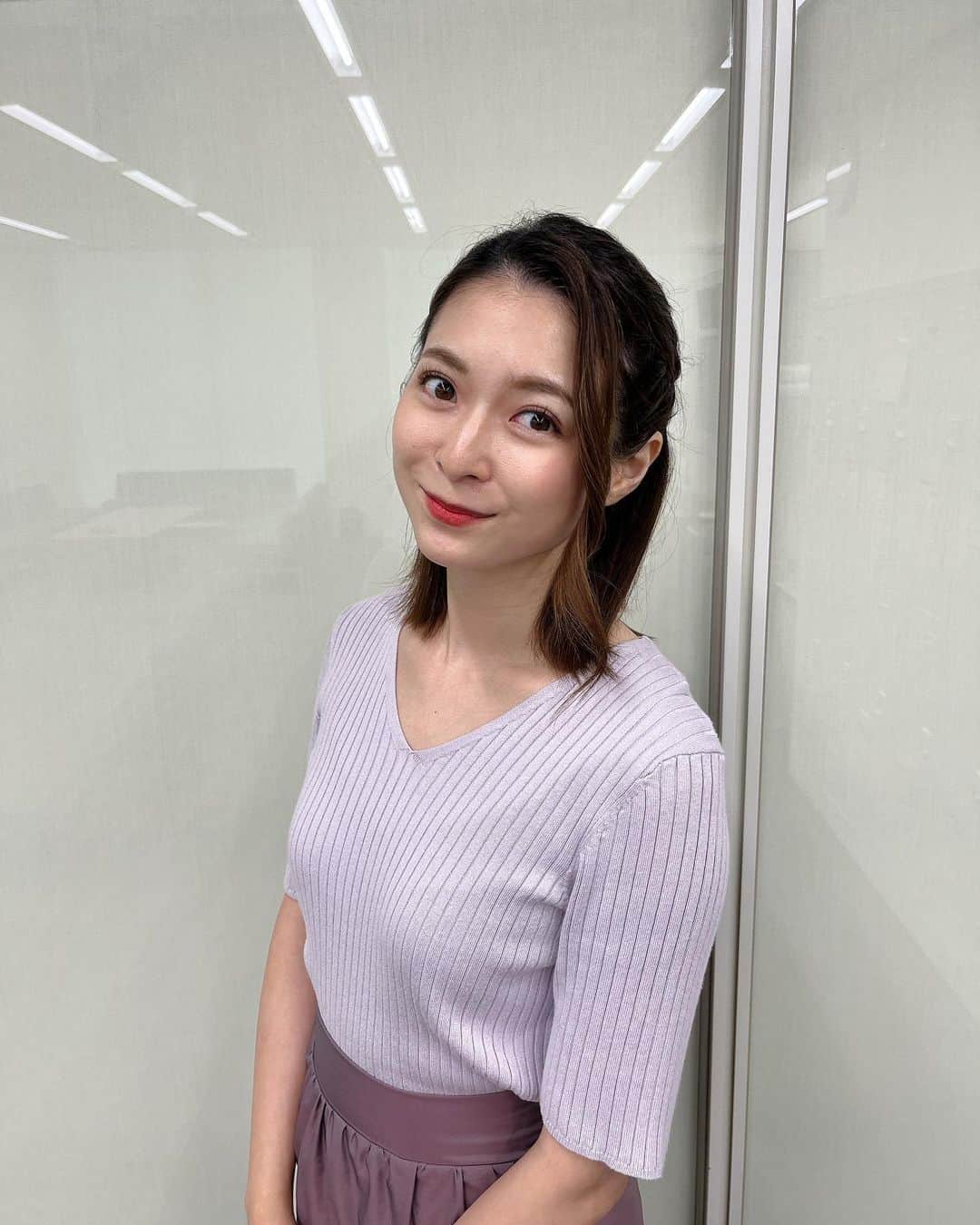 住田紗里さんのインスタグラム写真 - (住田紗里Instagram)「昨日と今日のグッド！モーニングの衣装です☀️ 雷雨びっくりしましたね！  トップス Pierrot（@pierrot_shop）  パンツ GeeRA（@geera__official）  トップス•スカート Pierrot（@pierrot_shop）  #グッドモーニング#衣装#pierrot#geera#テレビ朝日#テレ朝#テレビ朝日アナウンサー#アナウンサー#住田紗里」8月1日 21時29分 - sarisumita_ex