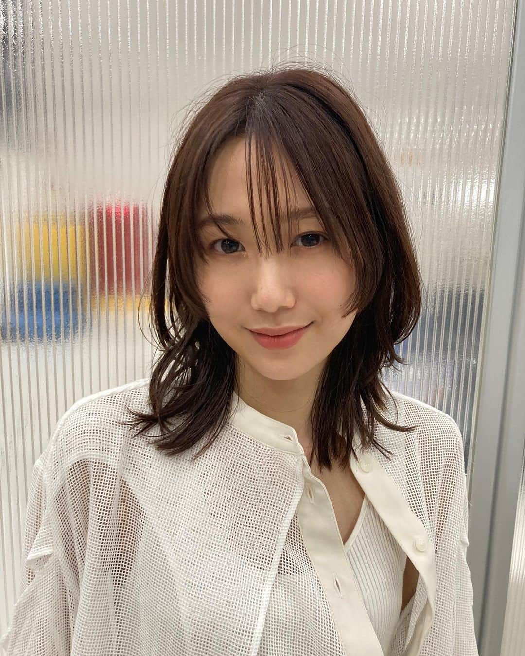 小林ようさんのインスタグラム写真 - (小林ようInstagram)「おかげさまでセミロングになってきました私の髪。最近のヘアアレンジ集。  #hairstyle #hairarrange #model #makeup #tokyo #ヘアアレンジ #セミロング #レイヤーカット」8月1日 21時41分 - yoco12