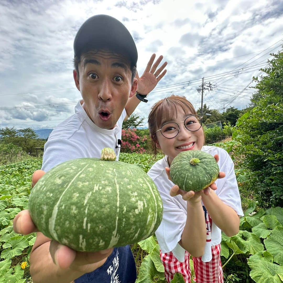 石田靖さんのインスタグラム写真 - (石田靖Instagram)「テレビ大阪⑦『発見❗️食遺産』 ゲストの鈴木奈々さんと和歌山県 高野山&日高川町で食遺産探し💨 日高川町の回は 苦手なアノ食材克服しちゃうぞSP‼️ 小学5年生の苦手な食材を 食遺産レシピで克服出来るのか？ OAお楽しみに〜 #テレビ大阪 #発見食遺産 #高野山 #根本大塔 #かねや #清浄心院 #宿坊 #高野山麓精進野菜 #坂口農園 #苦手なアノ食材克服しちゃうぞSP #苦手食材 #克服出来るのか #鈴木奈々 #石田靖 #一期一笑」8月1日 21時43分 - yasulog