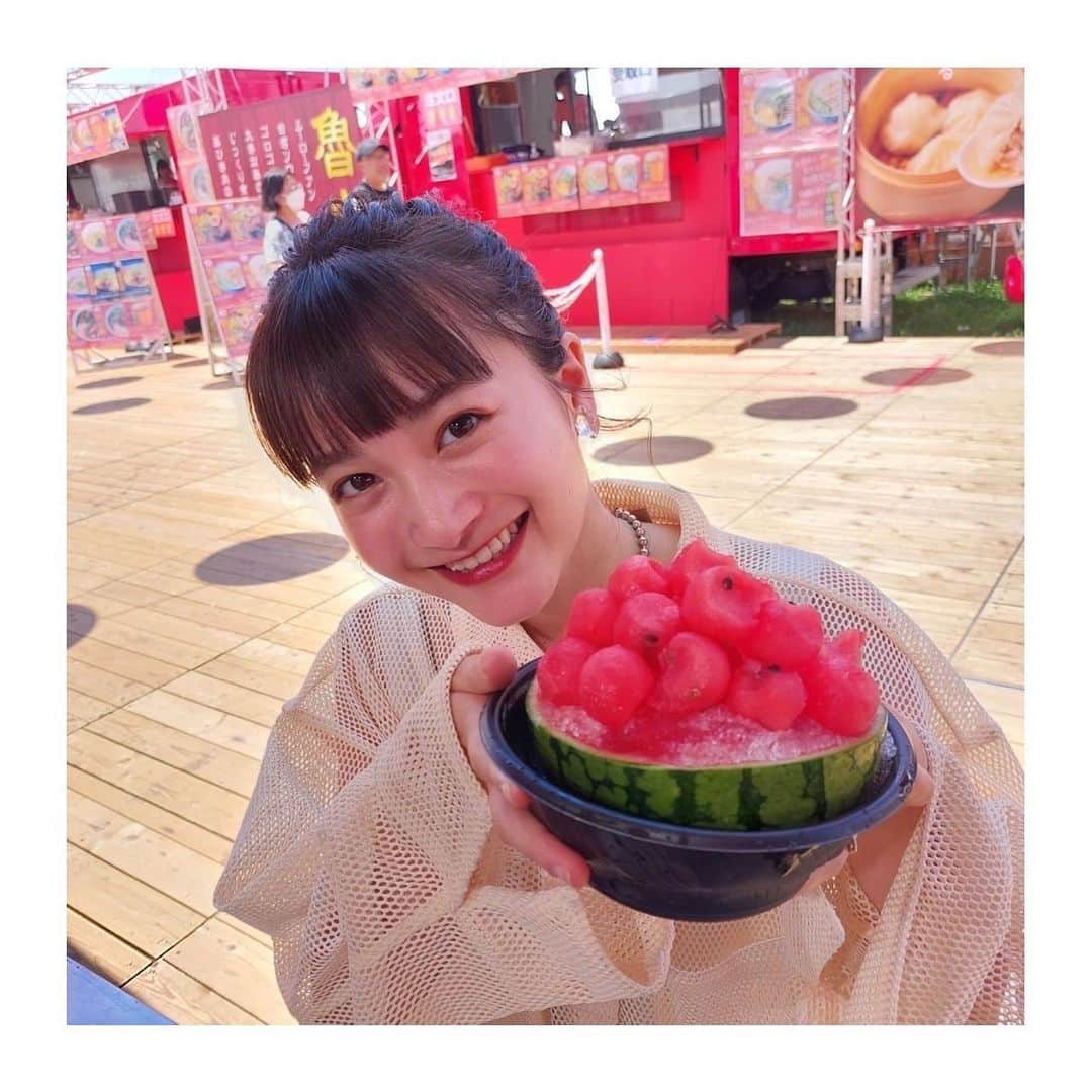 福田愛依のインスタグラム：「キテルネ! 台湾祭オフショット🕊  どの台湾グルメも美味しくて最高✨  8月27日（日）まで イオンモール幕張新都心  豊砂公園にて開催みたいです！  平日でも賑わっててびっくりしました！お時間ある方は是非〜🫶🏻  #キテルネ #台湾祭 #台湾グルメ」