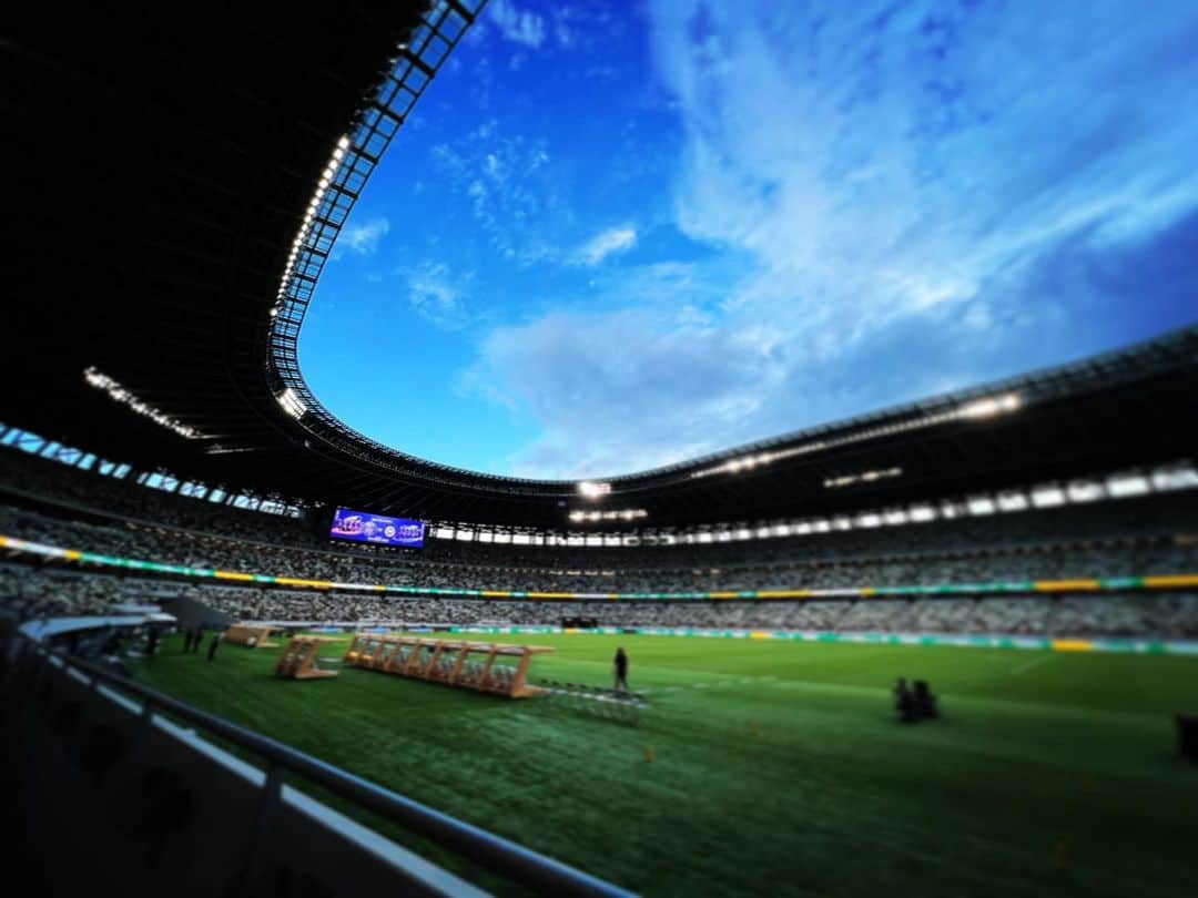tetsuyaのインスタグラム：「初！新国立競技場。」