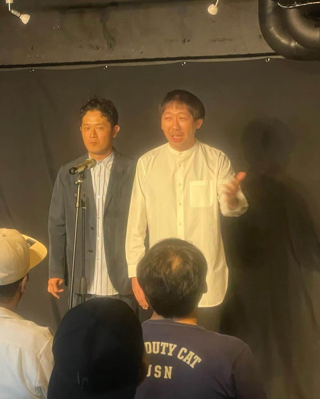 けんじるさんのインスタグラム写真 - (けんじるInstagram)「昨日はクエルボスXライブでしたでぇ〜す！！  お久しぶりのお侍ちゃんさん、アナログ太郎さんと御一緒でしたでぇ〜す！  #お笑い ＃お侍ちゃん #アナログ太郎 #サツキ #佐橋劇団 #細かすぎて伝わらないモノマネ」8月1日 22時10分 - kenjiru0318