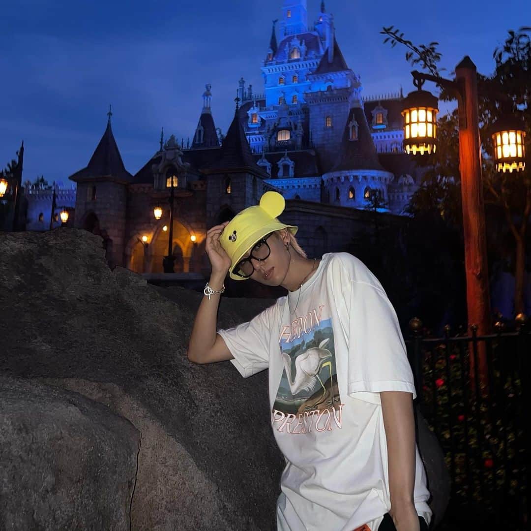 浦野秀太さんのインスタグラム写真 - (浦野秀太Instagram)「ディズニってきたよ✌️ ランド派？ シー派？ それとも？」8月1日 22時14分 - shuta_urano
