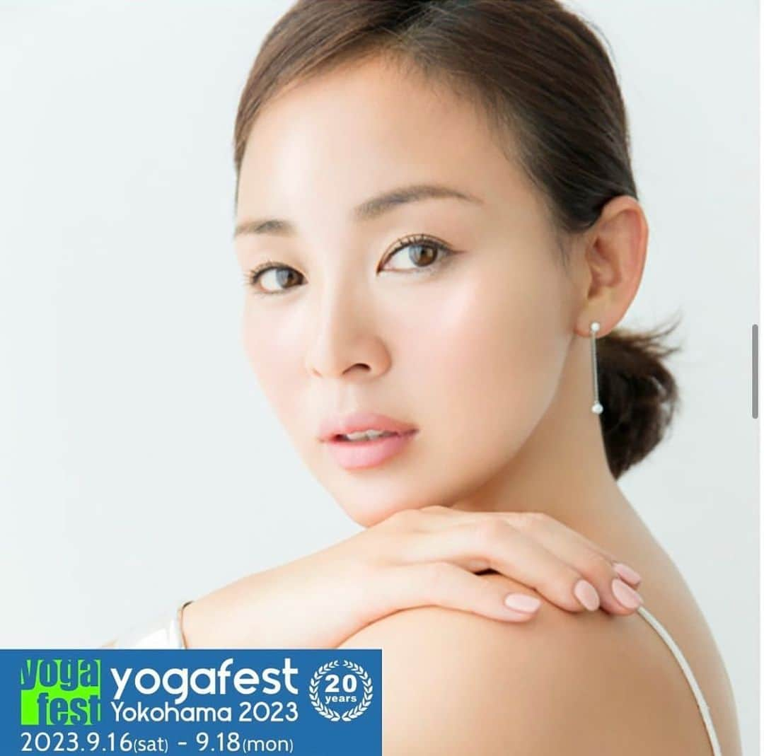 SHIHOさんのインスタグラム写真 - (SHIHOInstagram)「9/1〜18まで @yogafestjp が開催されます。  最終日18日(祝) 12:00-14:00 に、 パシフィコ横浜にて、2年ぶりにケン先生 @kenharakuma とスペシャルコラボクラスをします！  ヨガ＋呼吸法＋瞑想 久々のリアルクラスです💓  ヨガが好きな方、興味ある方は是非、 この機会に、ご参加お待ちしていますね 🕊️🕊️  #yoga #fest #meditation #SHIHO #ヨガ #フェスタ #スペシャル #ヨガクラス   2023年9月1日（金）〜 9/18(月祝） ①YOGAWeek期間 9月1日（金)～9月15日（金 会場：ヨガフェスタバーチャル会場 料金：無料  ②yogafest横浜期間 9月16日(土）〜9月18日（月祝） 会場：パシフィコ横浜 料金：パークエリア無料、アカデミーエリア有料 チケット販売：8月4日（金）昼12時~ クラス予約：8月10日（木）昼12時～  ●公式サイト トップページのリンクからご覧いただけます♪ https://www.yogafest.jp/2023/  くお問い合わせ> info@yogafest.jp 03-5342-2868 (TEL 10:00 - 12:00,13:00 - 17:00土日祝を除く）  今年のテーマは「自然と向き合う」 ヨガを深めて、新しく触れ合って、自然を満喫。 1DAYリトリートとして、ヨガフェスタにご参加ください。 横浜会場以外にサテライト会場も予定しています。」8月16日 16時49分 - shiho_style