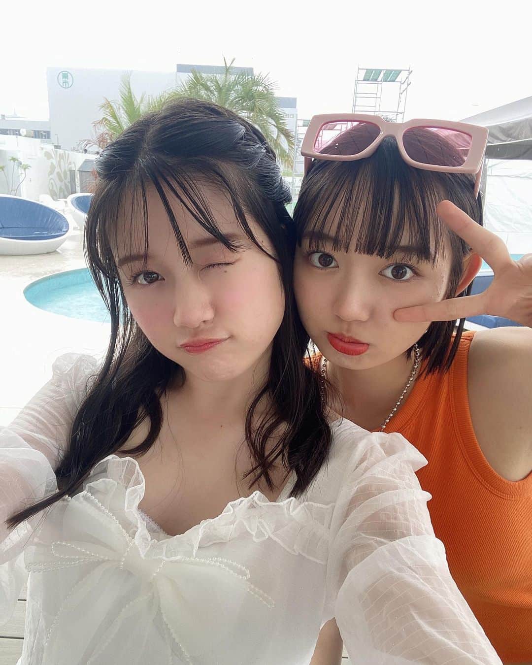 河村果歩のインスタグラム：「🌈🍒  ねぇねぇゆらさん 会いたいねぇ   #近藤結良  #河村果歩 #ゆらかほ  #nicola #ニコラ #ニコモ #ニコラ9月号発売中」