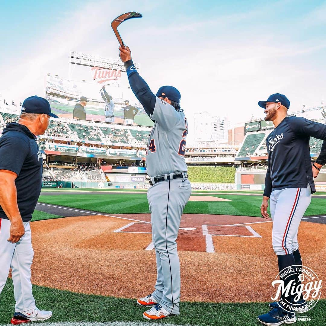 ミゲル・カブレラさんのインスタグラム写真 - (ミゲル・カブレラInstagram)「One more time in the Twin Cities. Thank you, @twins! #GraciasMiggy」8月16日 9時13分 - miggy24