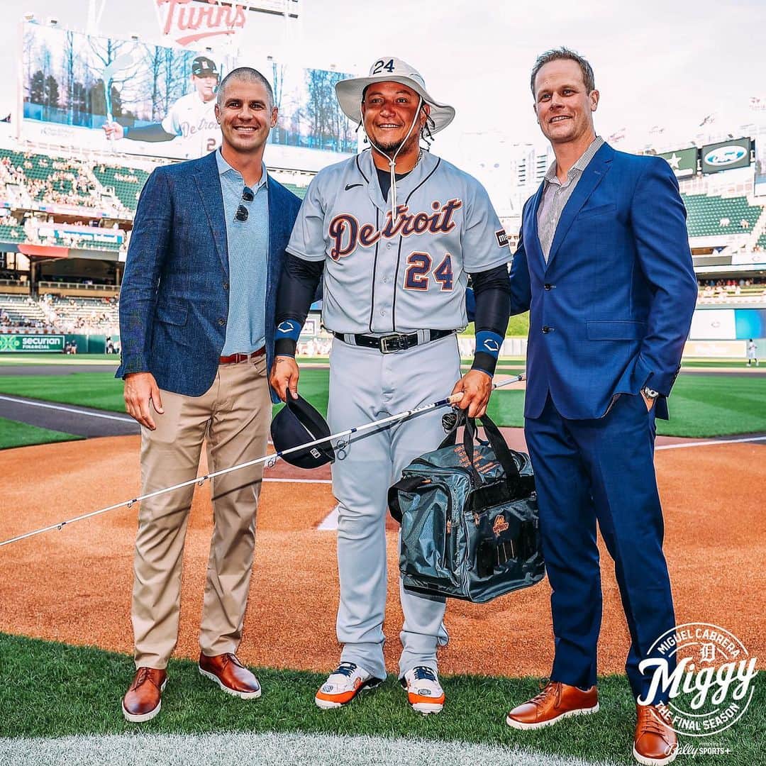 ミゲル・カブレラのインスタグラム：「One more time in the Twin Cities. Thank you, @twins! #GraciasMiggy」