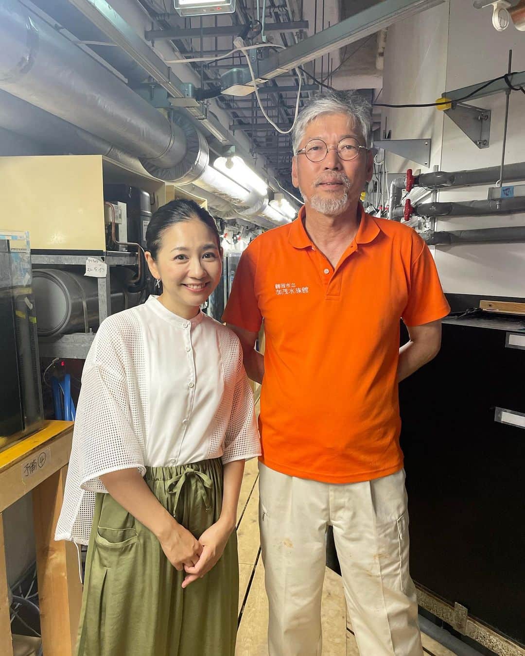 のインスタグラム：「お茶目で楽しい館長の奥泉和也さんは、なんとウドさんの高校の先輩なんだそうです！ 水族館そして、クラゲに対する情熱に心打たれました！  バックヤードを案内してくださってありがとうございました！ @kamoaquarium  館長が案内してくださったバックヤード、ぜひご覧ください！  Eテレ『ザ・バックヤード 知の迷宮の裏側探訪』 「本当の“知”は、裏にかくされている」ようこそ奥深いウラの世界へ！  鶴岡市立加茂水族館　@kamoaquarium  8月16日(水)午後10:30 〜 午後11:00 8月23日(水)午前1:25 〜 午前1:55  tops , bottom @parc.1_shop_official」