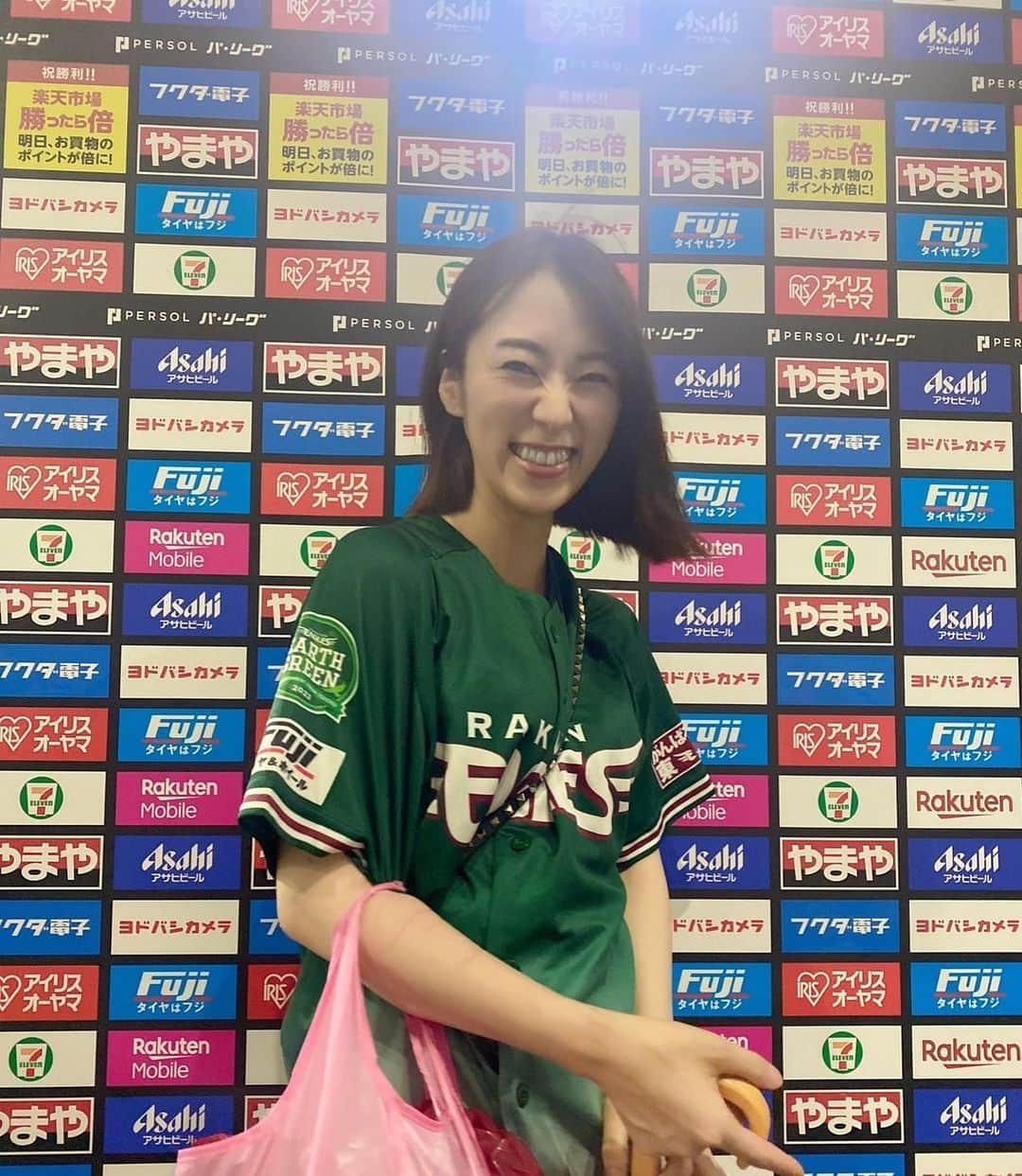 本田さとみのインスタグラム：「放送席、放送席」