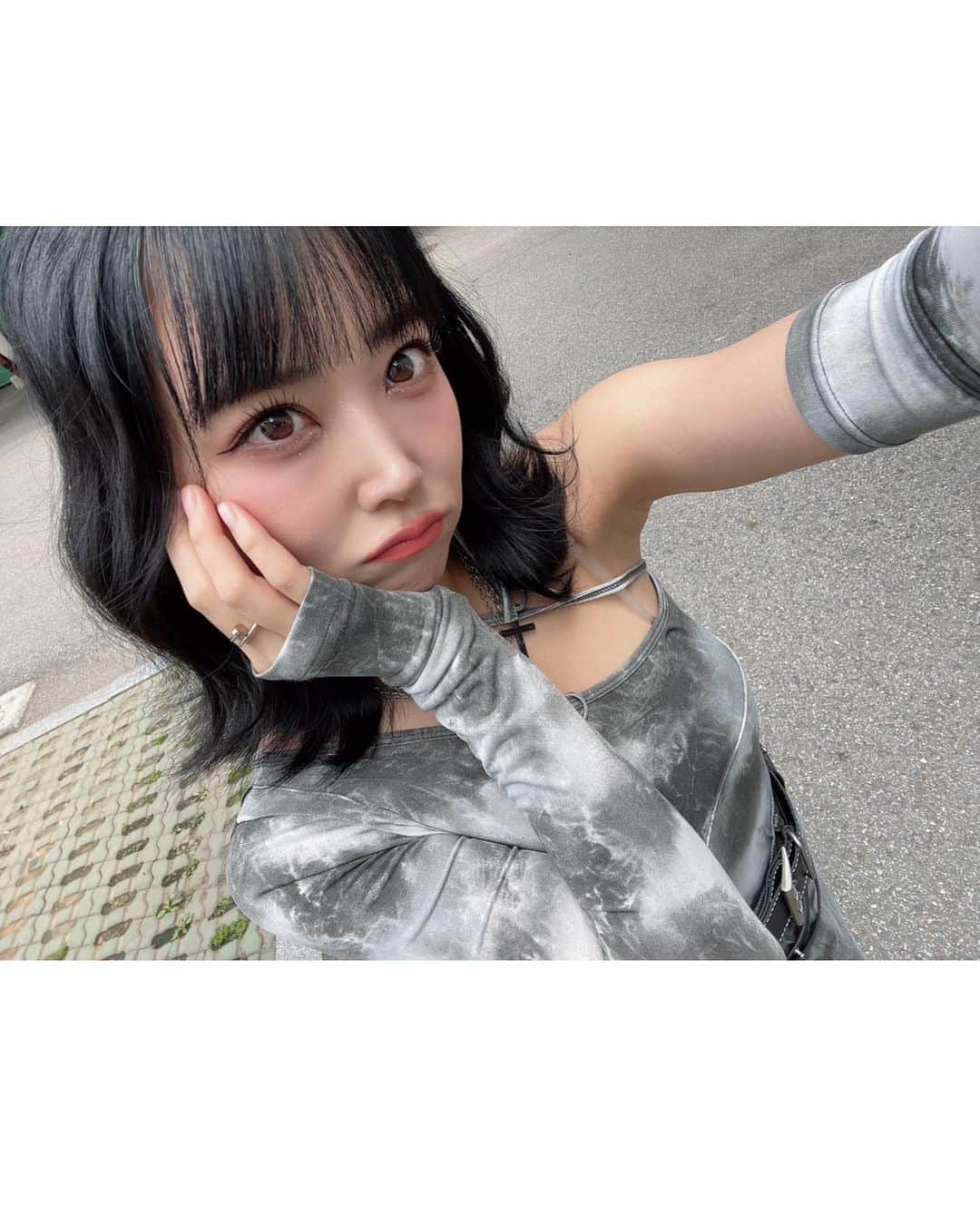 白間美瑠さんのインスタグラム写真 - (白間美瑠Instagram)「🖤SNAP❤️‍🔥 폼 미쳤다〜！！！」8月16日 11時42分 - shiro36run