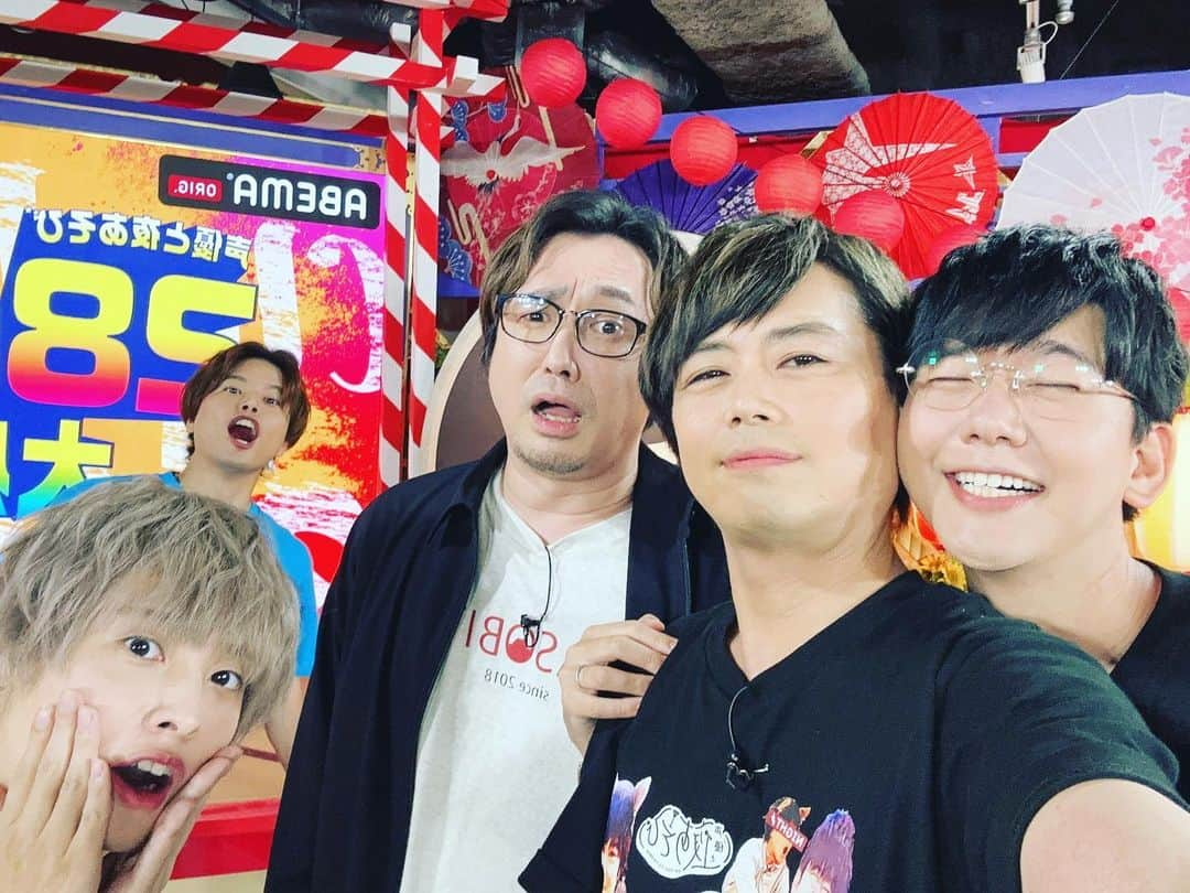 浪川大輔さんのインスタグラム写真 - (浪川大輔Instagram)「#声優28時間テレビ  作り手も凄いことをやろうと思ったものだ 去年は関さんが出られなかったので今年は良かった！ 一度経験したからか今年の方がスタッフゾンビは少なかったように見えた ただ、顔色は土  自分の中では反省が多い28時間だったかもな あーすればよかった、もっとこうするべきだったなどなど やっぱ思った時に動かなきゃ  しかし、グアムロケのVTRは平和で面白かった！ スタッフとはなえくんありがとう  そしてなにより観てくれたみんな！ 疲れたでしょ^ ^ 本当にありがとう！ 何やっててもだけど観てくれる人のためにやるのがエンタメ 楽しんでくれてたら最高の幸せ😊」8月16日 12時00分 - namidai0329