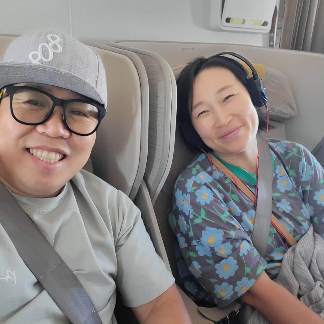 のインスタグラム：「신혼여행 이후에 21년만에 처음으로 둘이서만 떠나는 여행  이런 날이 오네요ㅎㅎ #둘이서만##떠나는#여행」
