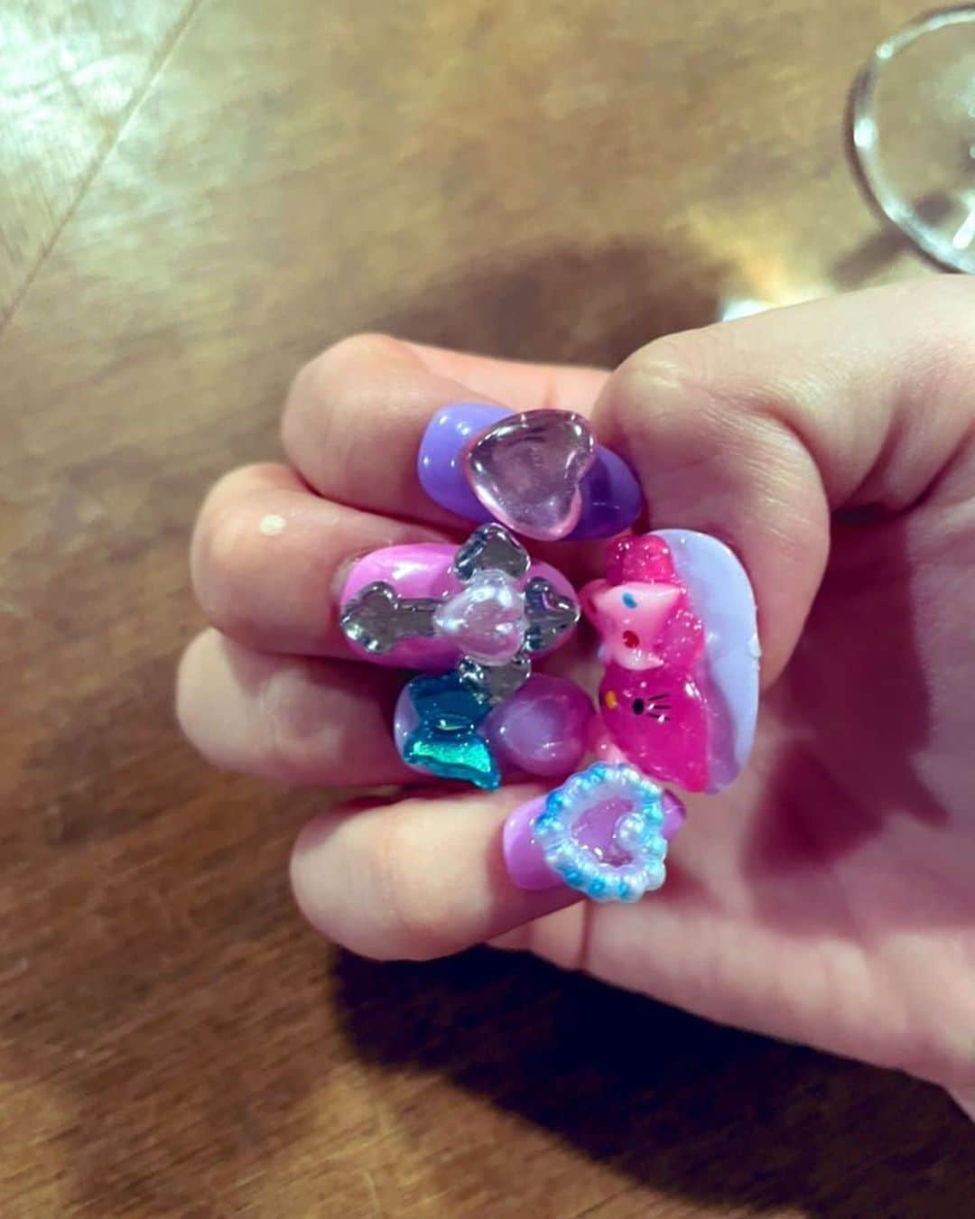 柳英里紗のインスタグラム：「@fugly_toy.nails」