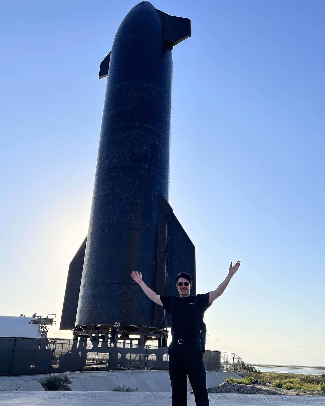 ショーン・リチャード・デュレイクのインスタグラム：「2023 photo dump 3️⃣: Texas 🚀 Starbase @spacex」