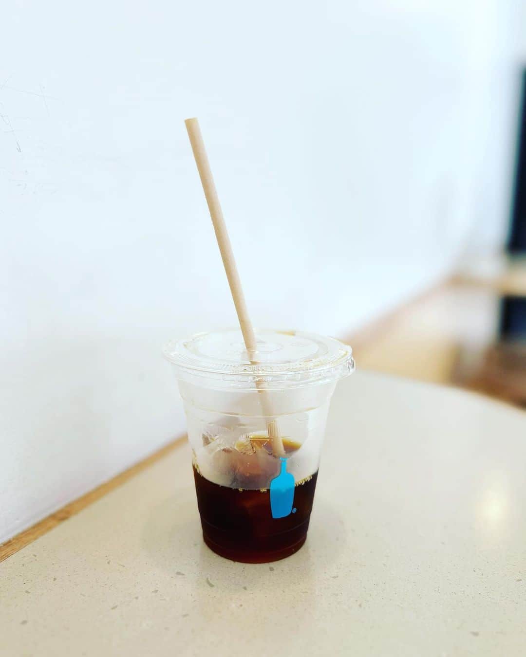 椎名直子のインスタグラム：「長くなりそうな　一日  気合いじゃ。  それにしても 好きすぎるコールドブリュー」