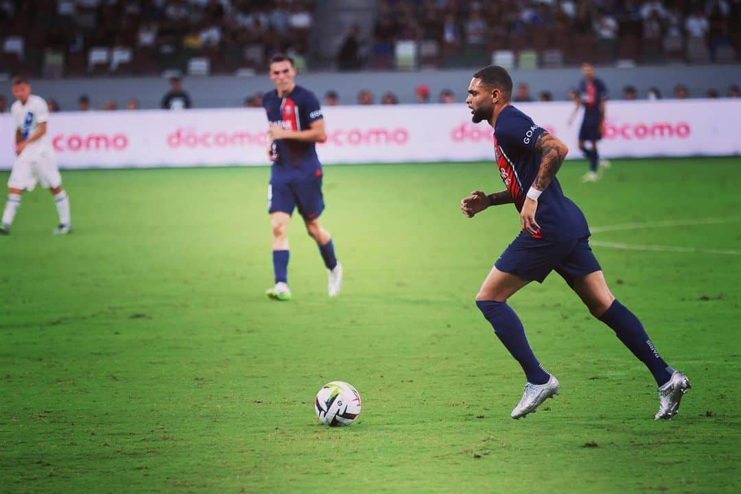 ライヴィン・クルザワさんのインスタグラム写真 - (ライヴィン・クルザワInstagram)「⚽️ #PSGJAPANTOUR2023」8月2日 1時19分 - kurzawa