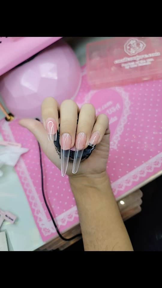 Max Estradaのインスタグラム：「Enailcouture.com new 123go bubble gum gel,  solid glue gel♡ vegan and Hypoallergenic.  Made in America 🇺🇸The moment so many have been waiting for is finally here! Enailcouture.com 123go maximum square is the longest flat boxy square pre made full coverage gel nail in the game. We also dropped xs sculpture square and magical ice hologram stickers☆Enailcouture.com 123go 5XL Coffin nails are the longest full coverage pre made gel nails in the world. They are EVERYTHING, made in America.Enailcouture.com new product drop ♡!~ 123go diy gel and our new charm nail stickers 😍Enailcouture.com made in American ♡!~Enailcouture.com 123go pre made gel nails are the game changer !~ perfect nails every time with no smells or dust!~ long lasting and easy removal , made in America! Enailcouture.com  #ネイル #nailpolish #nailswag #nailaddict #nailfashion #nailartheaven #nails2inspire #nailsofinstagram #instanails #naillife #nailporn #gelnails #gelpolish #stilettonails #nailaddict #nail #💅🏻 #nailtech#nailsonfleek #nailartwow #네일아트 #nails #nailart #notd #makeup #젤네일  #glamnails #nailcolor  #nailsalon #nailsdid #nailsoftheday Enailcouture.com」