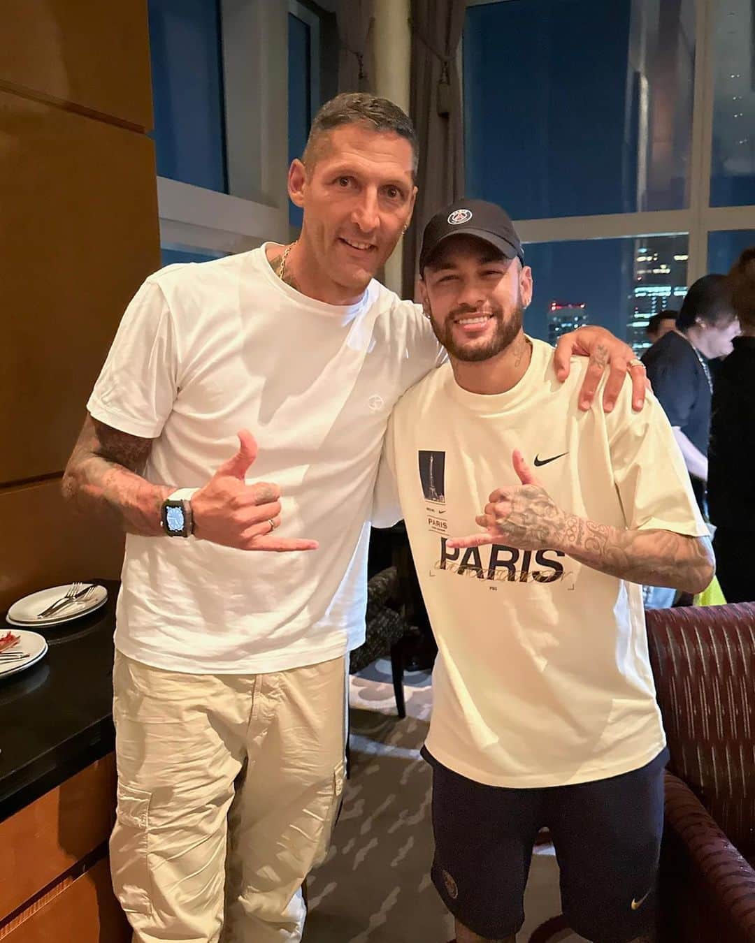 マルコ・マテラッツィのインスタグラム：「Always good to see you @neymarjr   #mm23 #Matrix #NeymarJr」