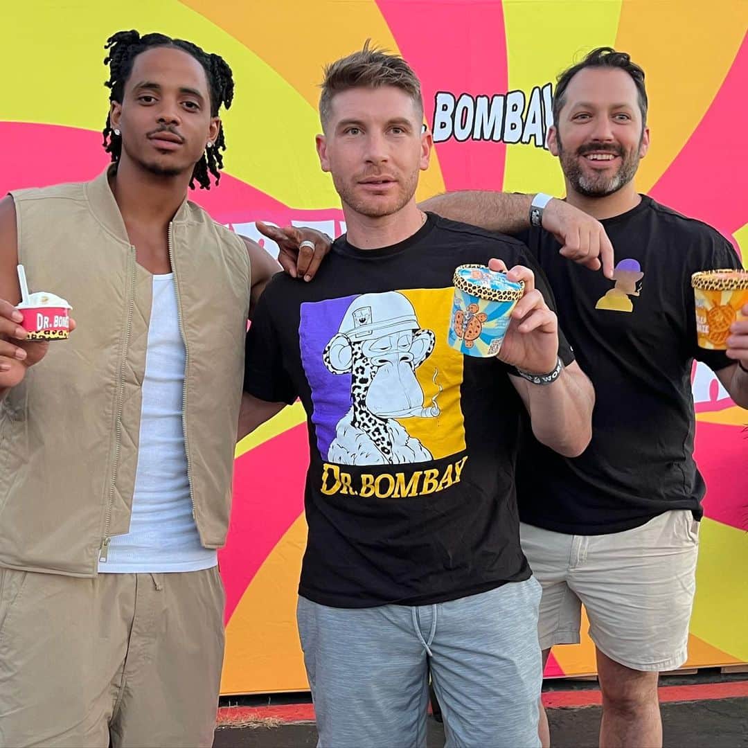 コーデル・ブローダスさんのインスタグラム写真 - (コーデル・ブローダスInstagram)「The smarter you get the less you speak ✅🦅」8月2日 5時09分 - cbroadus