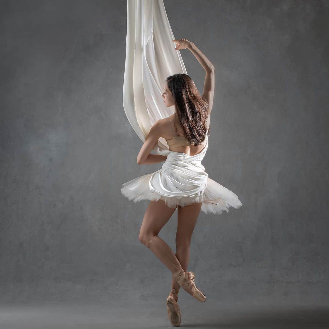 倉永美沙さんのインスタグラム写真 - (倉永美沙Instagram)「Happy #tututuesday 📷 @vandyphotography   チュチュチューズデー  #tutu #ballet #ballerina #ballerinalife #バレエ　#バレリーナ　#チュチュ」8月2日 6時15分 - misakuranaga