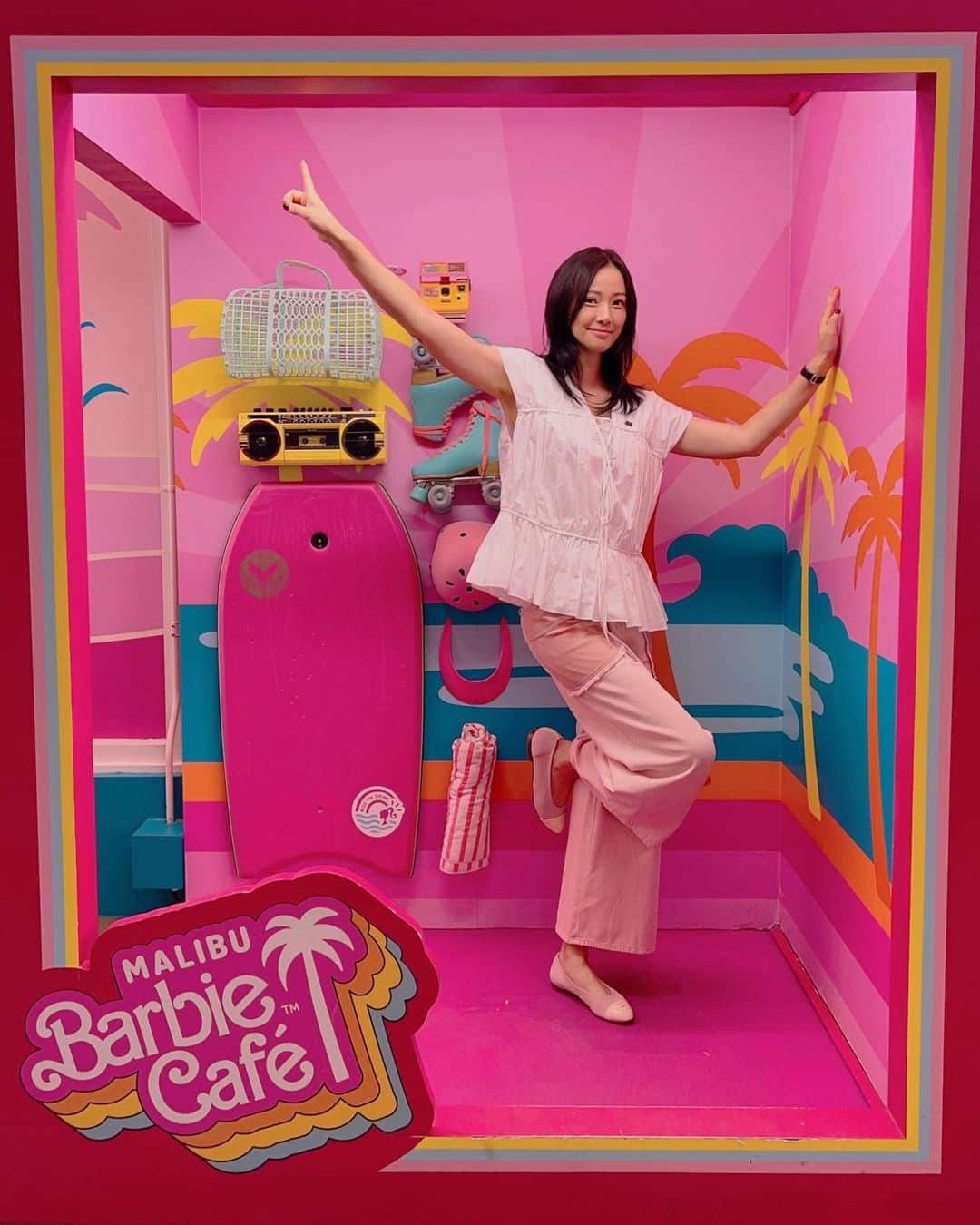 ソン・テヨンさんのインスタグラム写真 - (ソン・テヨンInstagram)「: #barbie 👚👛🌸🎀🩷」8月2日 7時27分 - sontaeyoung_official