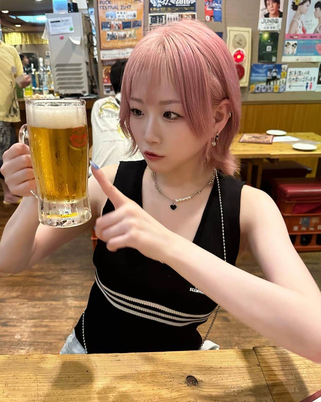 羽音朱ジュリィ（山本朱莉）さんのインスタグラム写真 - (羽音朱ジュリィ（山本朱莉）Instagram)「普段はあんまりビール飲まないけど沖縄来たらオリオン飲まないとって思って飲んだらめちゃウマでしたと😳🍻」8月2日 18時29分 - ur_olz5
