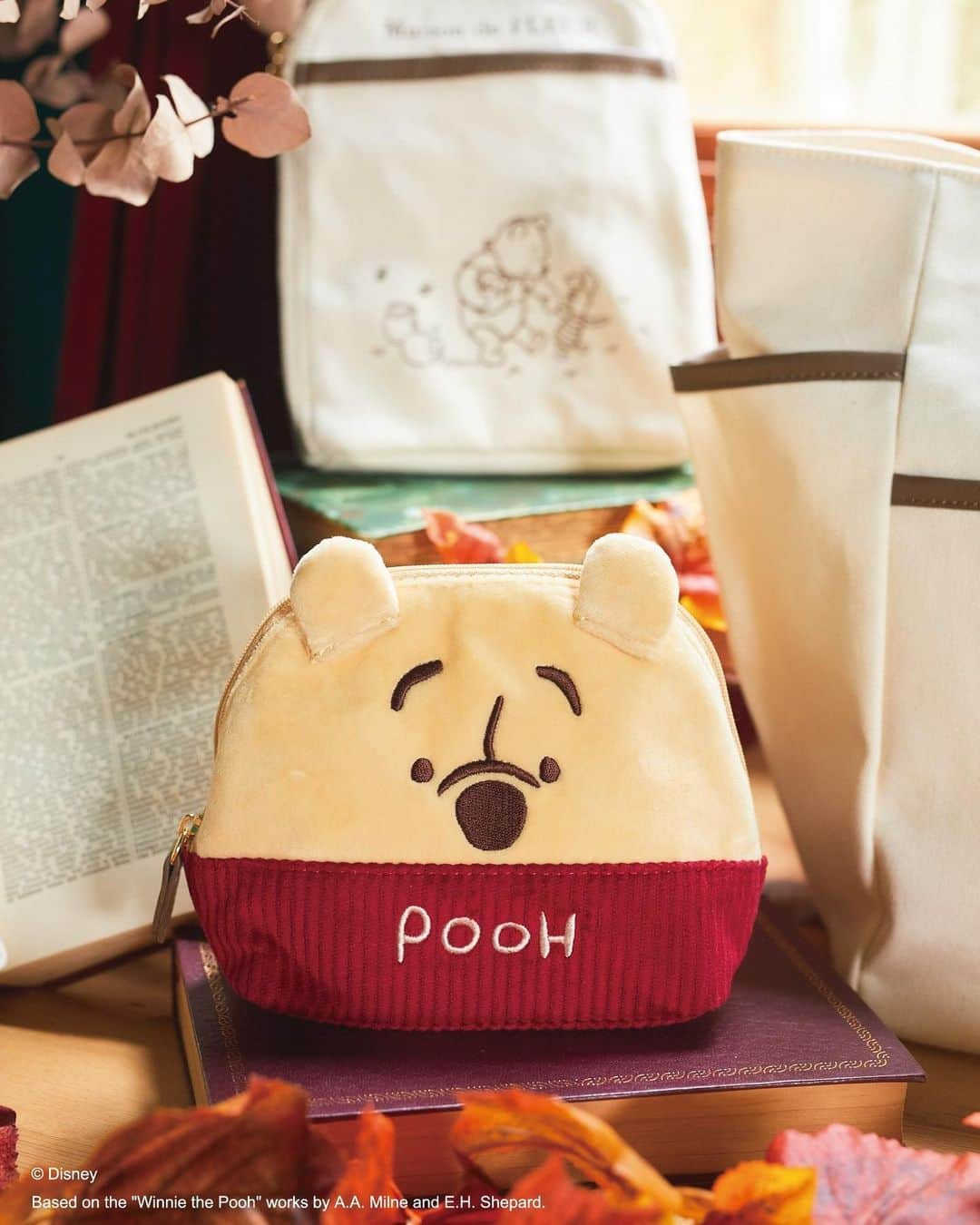 maisondefleur_pressさんのインスタグラム写真 - (maisondefleur_pressInstagram)「【Disney Collection】  『Winnie the Pooh』  8月3日"はちみつの日"を記念して、 「くまのプーさん」の特別なコレクションが登場🧸🍯  ○公式通販ストライプクラブ ○ZOZOTOWN 8/2(web)20:00～  ○全国ショップ※アウトレット店除く 8/3(thu)～  ━━━━━━━━━━━━━━━ ☑Winnie the Pooh/パスケース ￥4,700 tax in  ☑Winnie the Pooh/ラウンドポーチ ￥4,700 tax in  ☑Winnie the Pooh/ミニショルダーバッグ ￥7,000 tax in  ☑Winnie the Pooh/サイドポケットトート ￥7,700 tax in . . #maisondefleur #メゾンドフルール #disney #ディズニー  #disneycollection #ディズニーコレクション #くまのプーさん #クマのプーさん #プーさん #ピグレット #ティガー #イーヨー #ルー #バッグ #トートバック #ポーチ #パスケース #カードケース #ショルダーバッグ」8月2日 17時13分 - maisondefleur_press