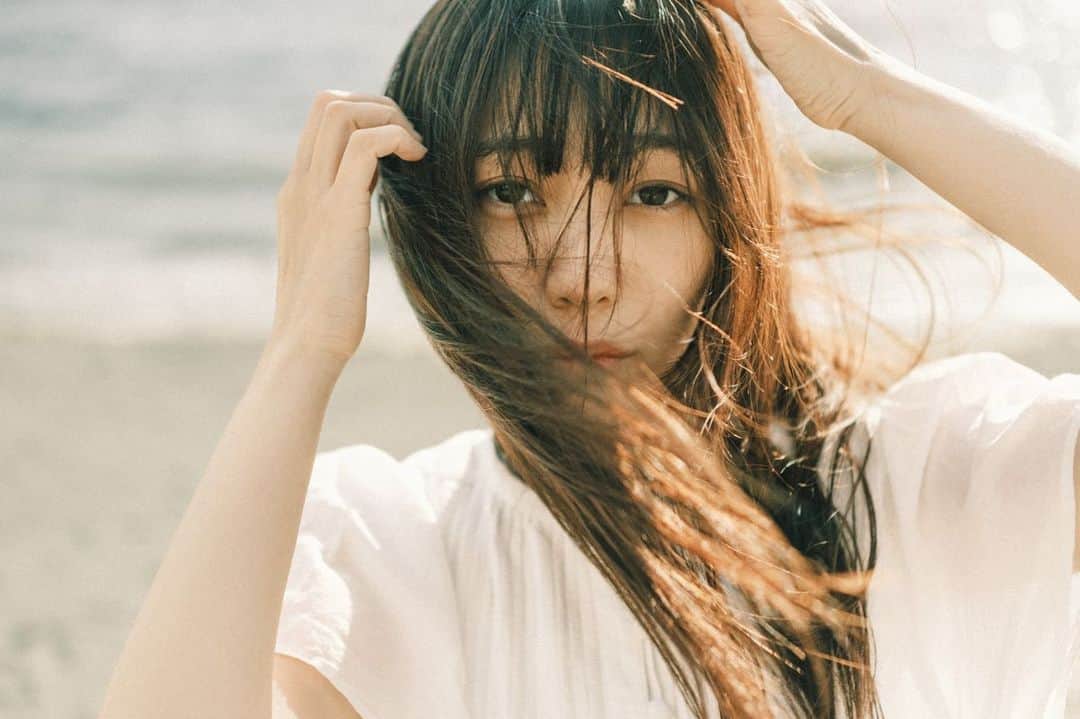 熊井りんのインスタグラム：「⁡ ⁡ ⁡ ⁡ ⁡ ⁡ お出かけしたいなぁとも思うけど なかなかに夏の暑さにやられて 引きこもりがち ⁡ ⁡ ⁡ 暑い日が続いているので皆様も こまめに水分補給をして 体調にお気をつけ下さいね🐋 ⁡ ⁡ ⁡ ⁡ ⁡ ⁡ ⁡ ⁡ ⁡ ⁡」