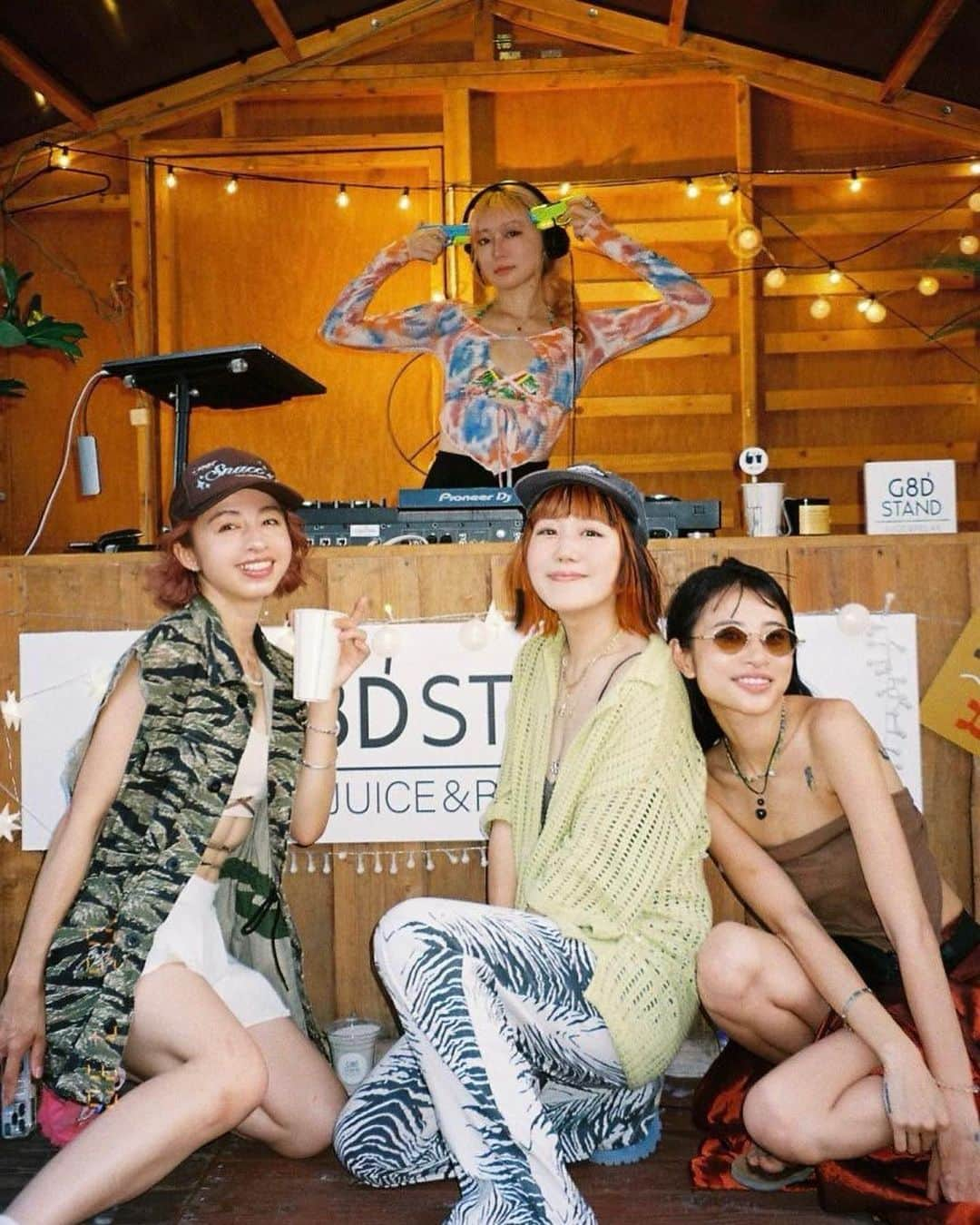 DJ mariennuのインスタグラム：「@g8dstand  💚💚💚 GOOD CHILL Music Lounge Summer Island🏝 @yokohamaredbrick  🧱🧱🧱 @abe_honoka  @sasarisa0110  @juritakiguchi  🤍🧡🤍  #g8dstand #赤レンガ倉庫 #横浜 #yokohama」