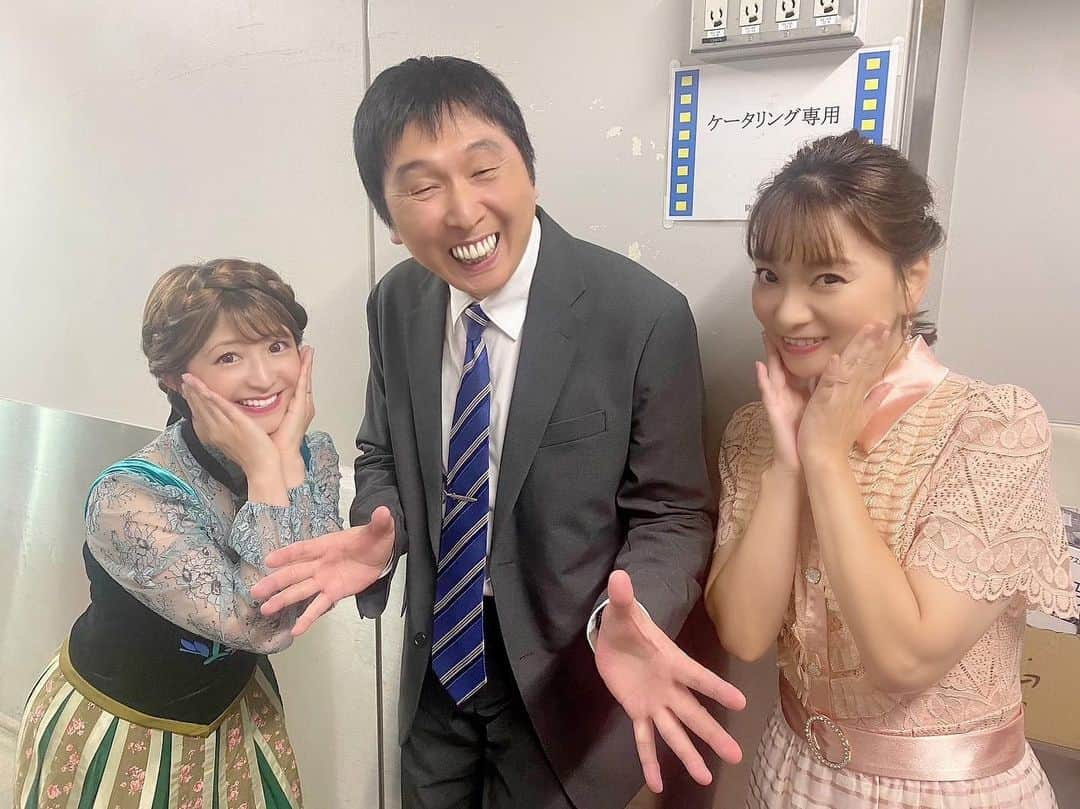 保田圭のインスタグラム：「27時間テレビの時に ほいさんとも お写真を撮って頂きました🥰  モーニング娘。‘23との パフォーマンス素敵すぎました🎶  モーニングのみんなとも写真撮りたかったけどタイミング合わずで 撮れなくて残念😭💦  ほいさんの『からだグゥ〜』と 『クルック〜』が 面白すぎて… 矢口と楽屋で一緒に お腹抱えて 笑わせて頂きました🤣💕  ほいさん最高です🍀✨ 振り付け覚えてくださって ありがとうございました💜  #fns鬼レンチャン歌謡祭」